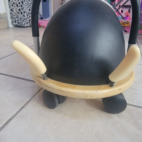 Wheely Bug Ride On – Cow - Picture 9 of 11